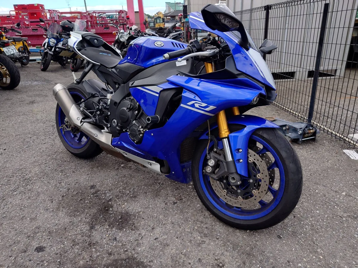 Yamaha YZF-R1