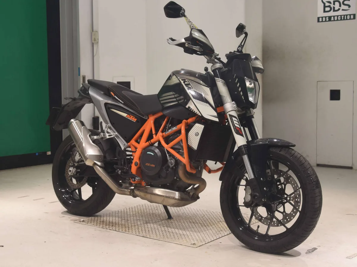 KTM 690 DUKE