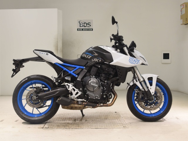 Suzuki GSX-8S 2023