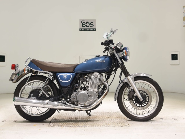 Yamaha SR400-5 2021