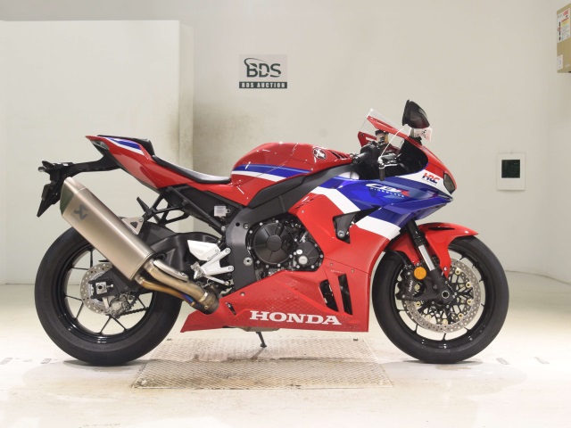 Honda CBR1000RR-R 2024